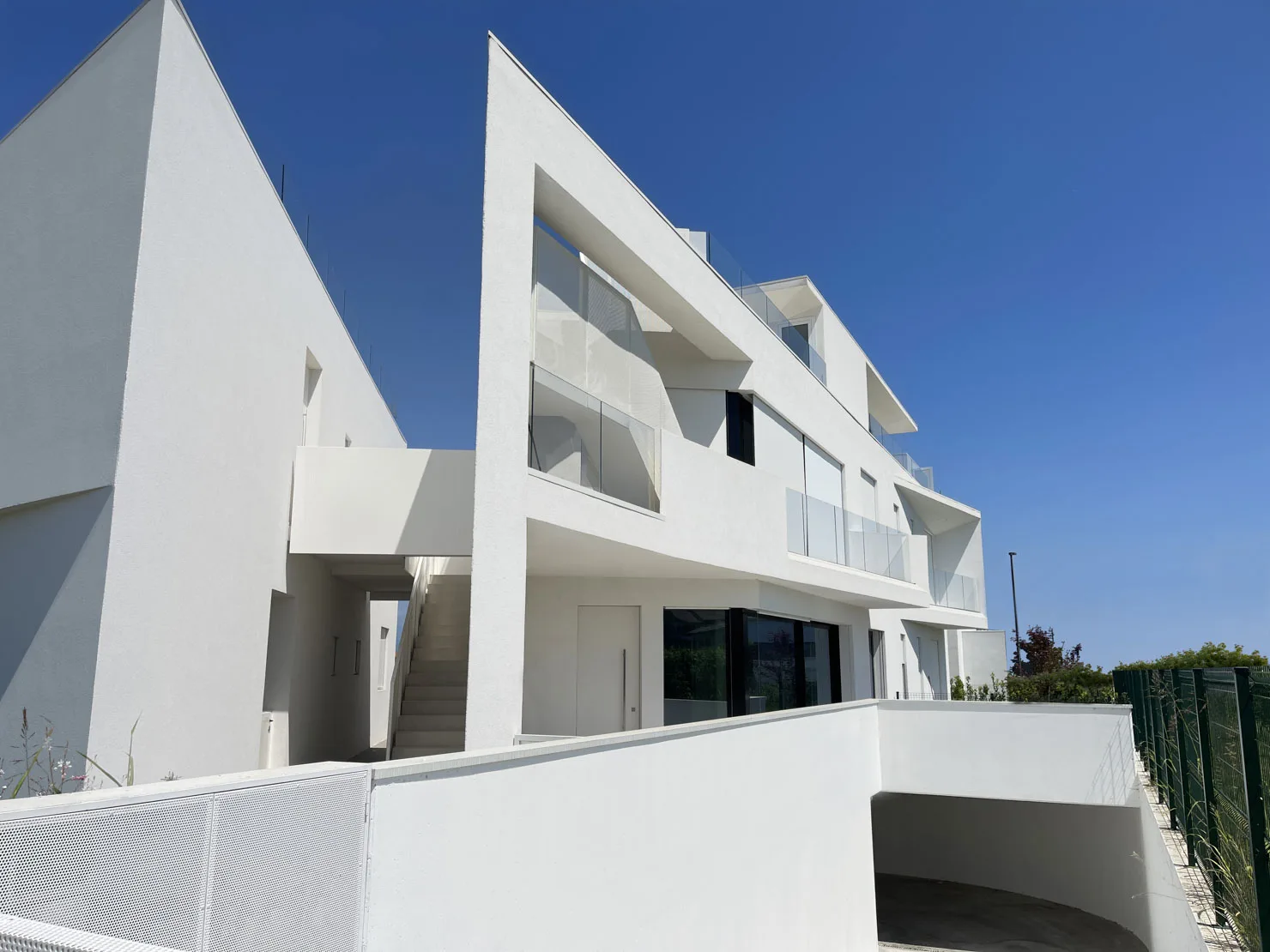 Italian Villa Architect Marbella 2 contemporary design apartments lake garda